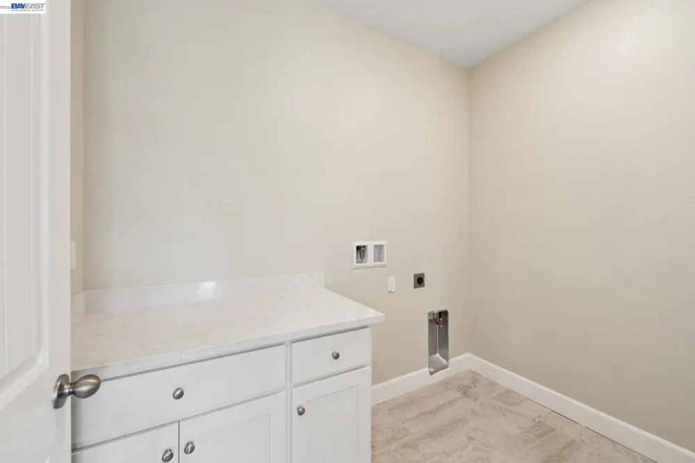 122 Creek View Cir Fairfield, CA 94533