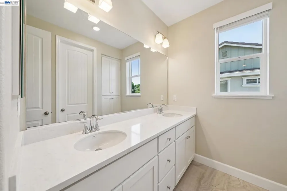 122 Creek View Cir Fairfield, CA 94533