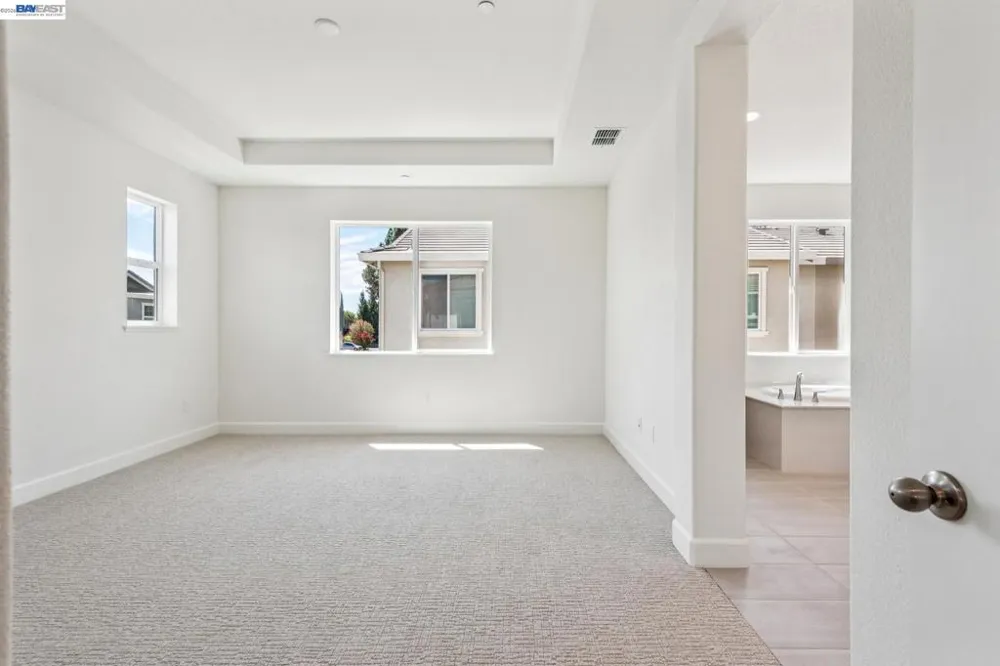 122 Creek View Cir Fairfield, CA 94533