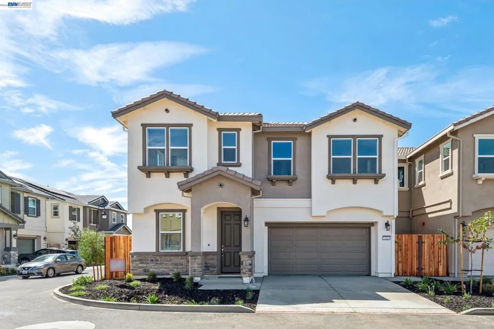 122 Creek View Cir Fairfield, CA 94533