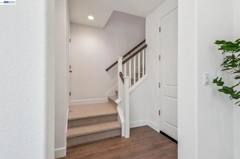 122 Creek View Cir Fairfield, CA 94533