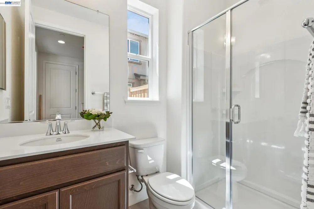 122 Creek View Cir Fairfield, CA 94533