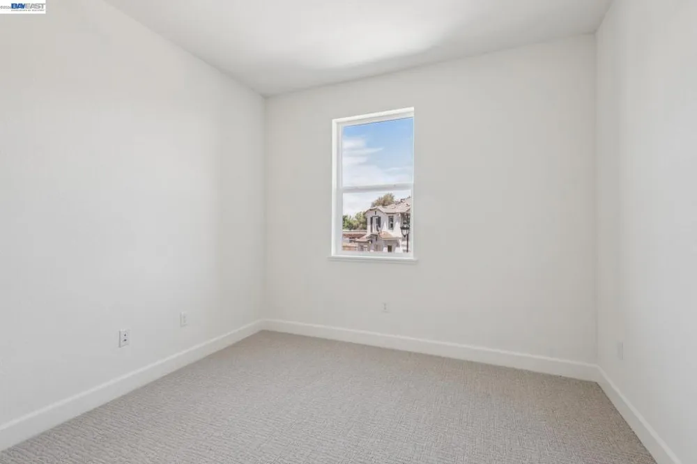 122 Creek View Cir Fairfield, CA 94533
