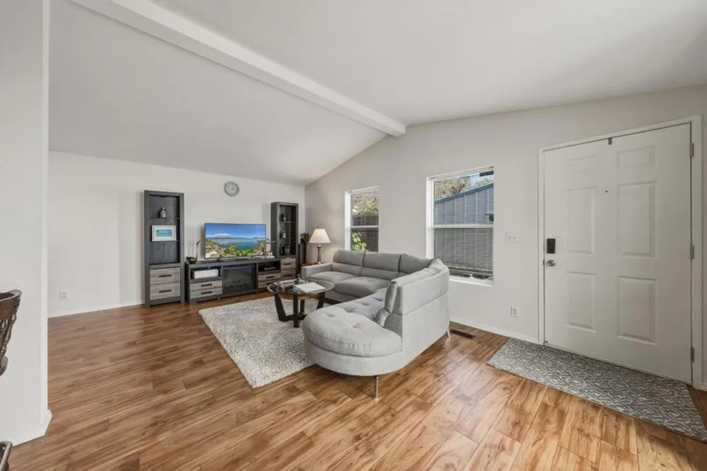 4315 Lakeshore Boulevard Nice, CA 95464