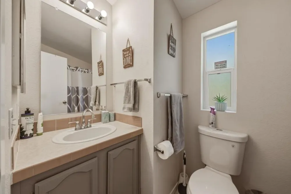 4315 Lakeshore Boulevard Nice, CA 95464