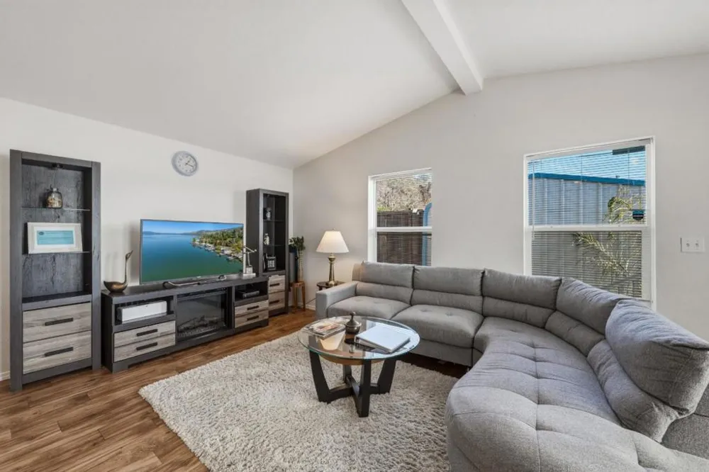 4315 Lakeshore Boulevard Nice, CA 95464