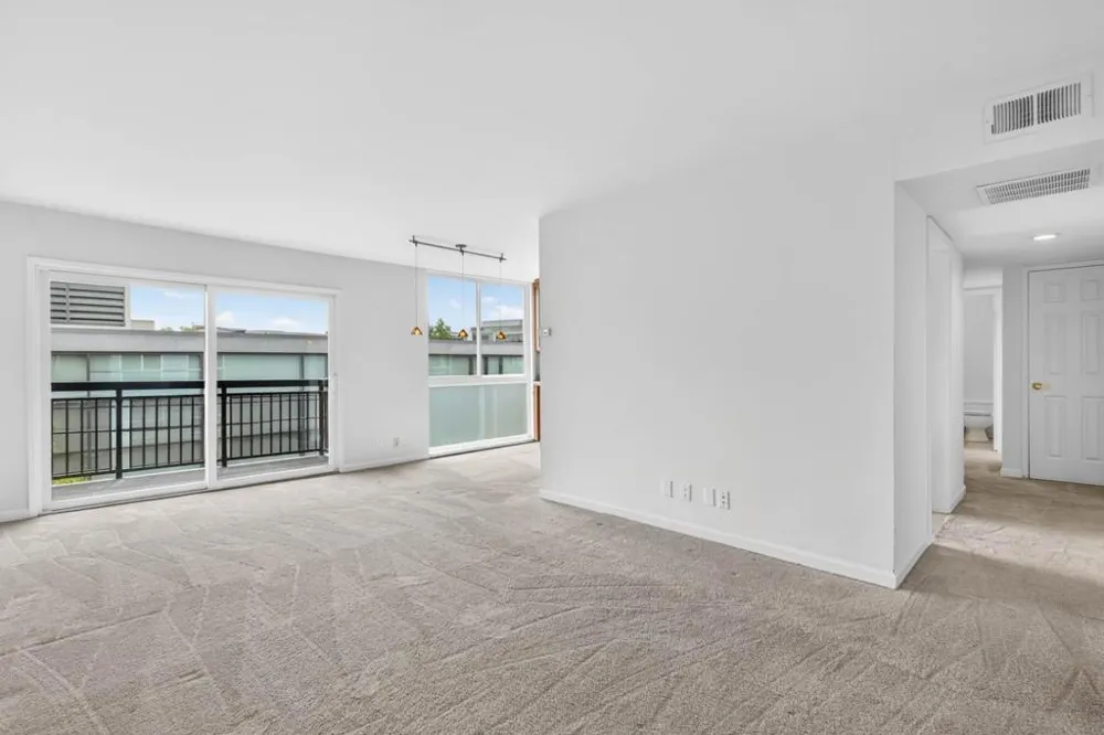 183 Del Medio Avenue #310 Mountain View, CA 94040