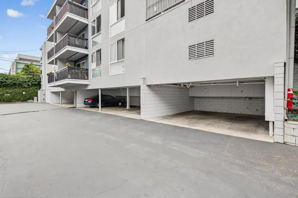 183 Del Medio Avenue #310 Mountain View, CA 94040