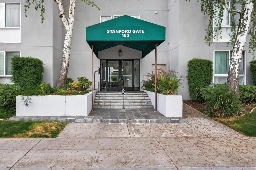 183 Del Medio Avenue #310 Mountain View, CA 94040