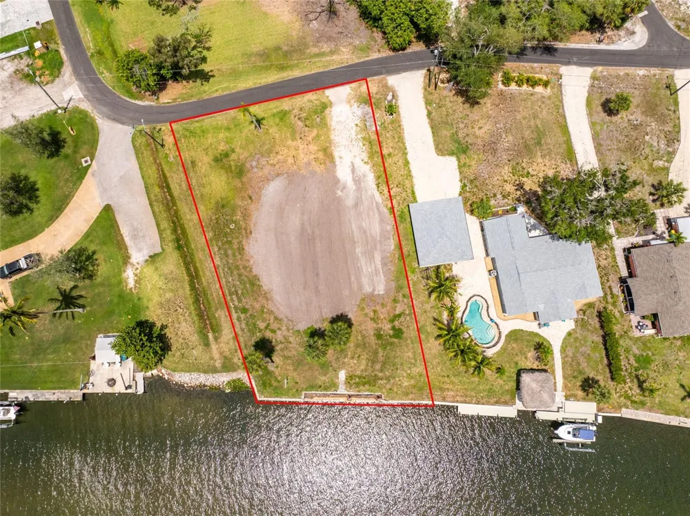 1899 RIVERSIDE DRIVE Englewood, FL 34223