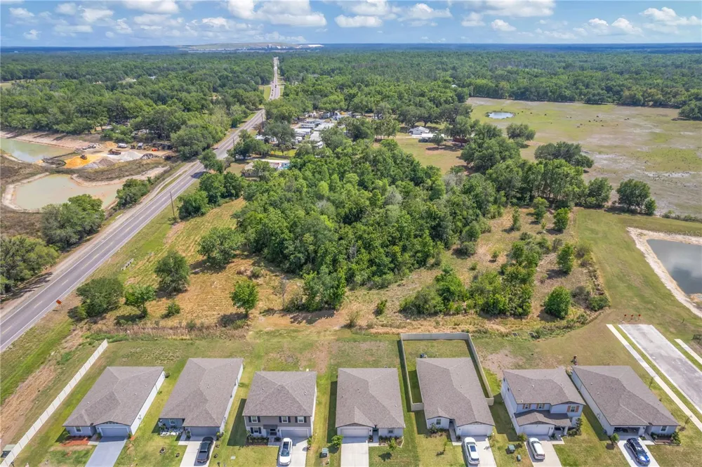 CORNER OF PAUL S BUCHMAN HWY & FORREST PLUM CT Zephyrhills, FL 33540