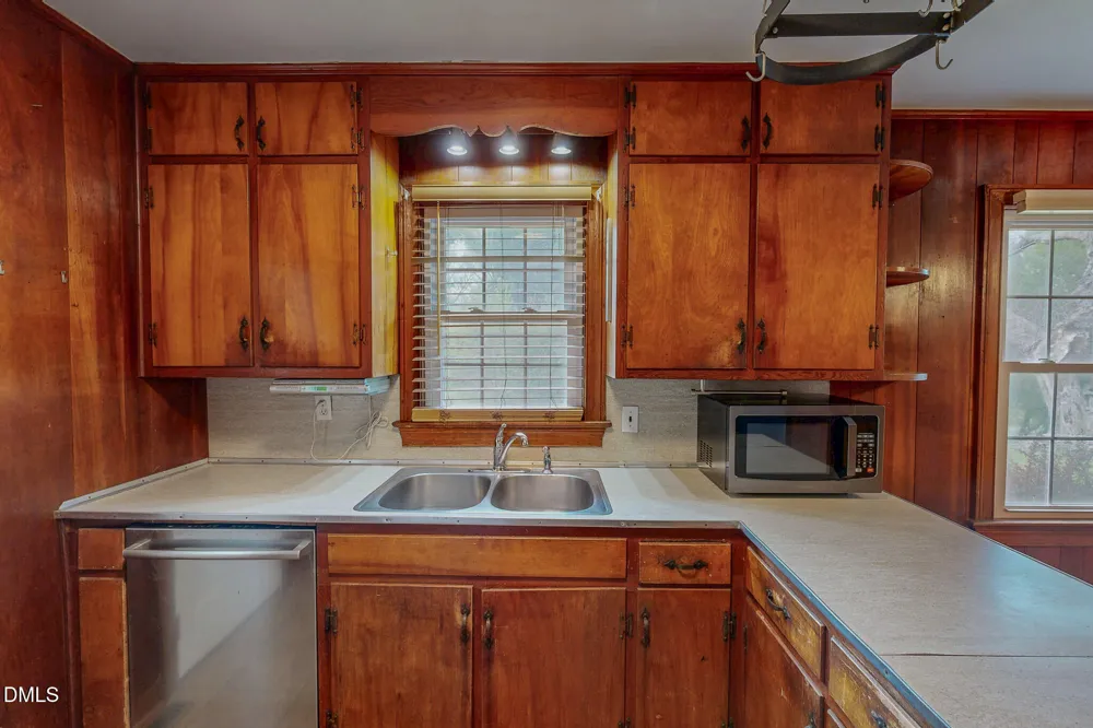 154 Fairview Street Milton, NC 27305