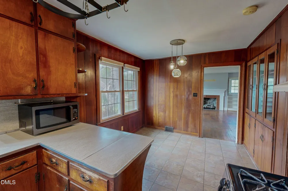 154 Fairview Street Milton, NC 27305