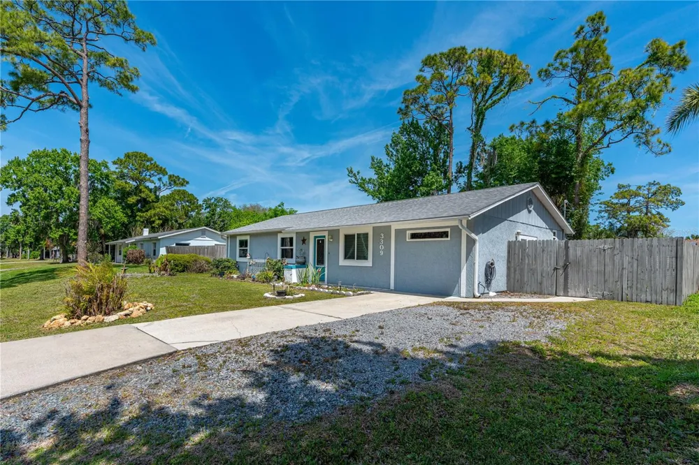 3309 WOODLAND DRIVE Edgewater, FL 32141