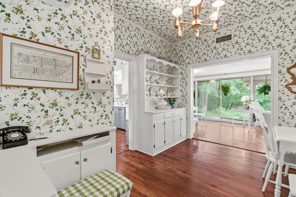 107 West Wheat Street W Woodville, TX 75979