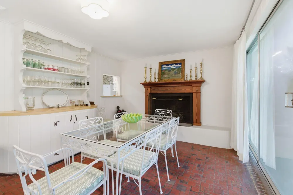 107 West Wheat Street W Woodville, TX 75979