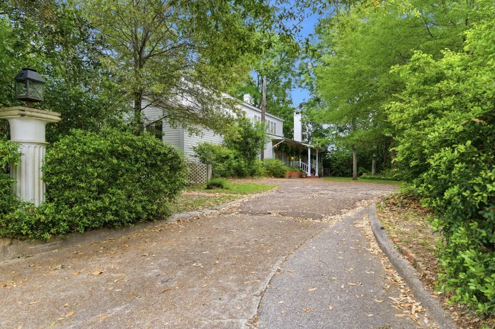 107 West Wheat Street W Woodville, TX 75979