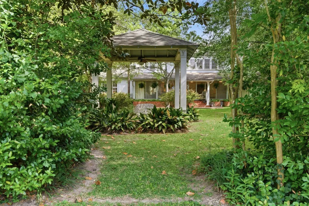 107 West Wheat Street W Woodville, TX 75979