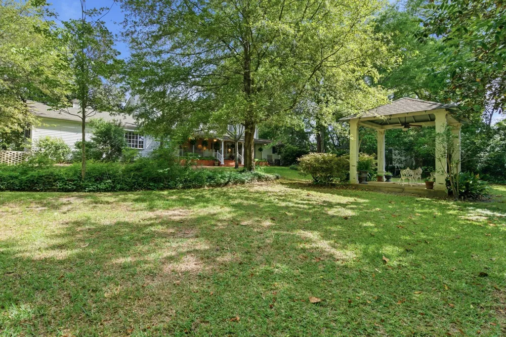 107 West Wheat Street W Woodville, TX 75979