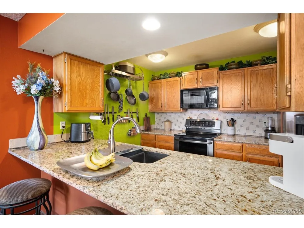 23528 Pondview Place Golden, CO 80401