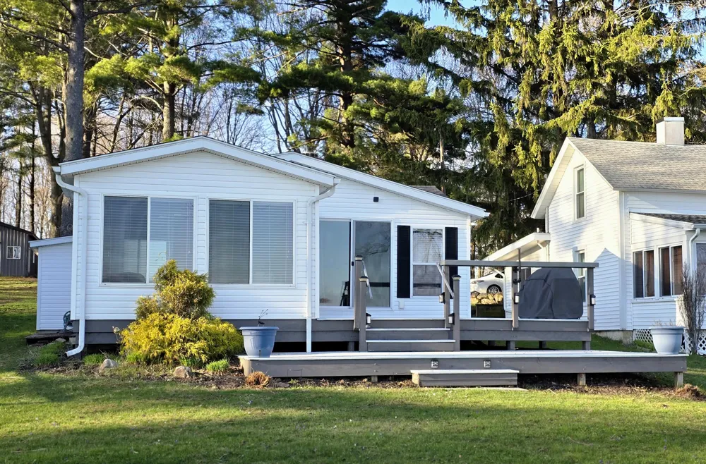 3726 Peterson Drive Cheshire Township, MI 49055