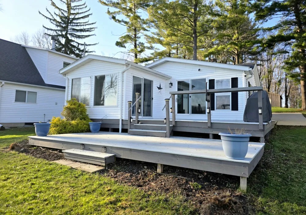 3726 Peterson Drive Cheshire Township, MI 49055