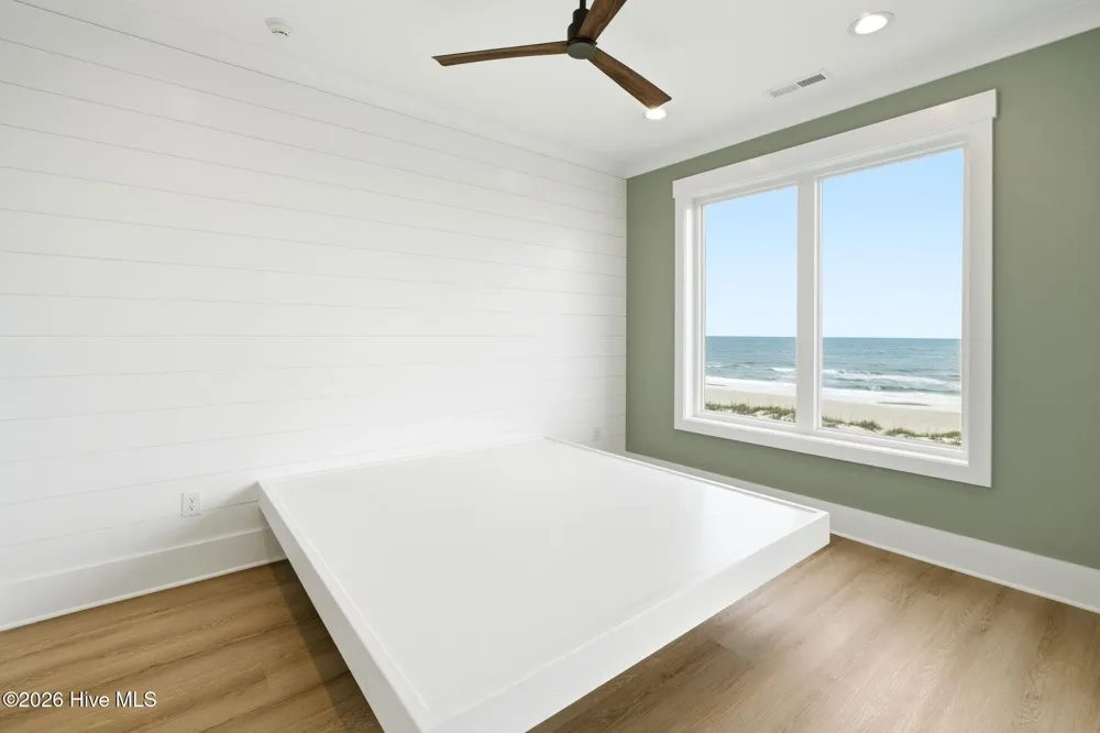 787 Ocean Boulevard W Holden Beach, NC 28462