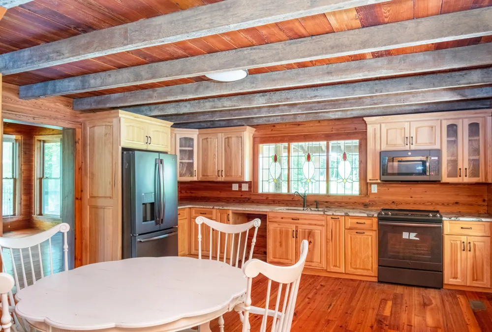 4340 Holland Chattoogaville Road Lyerly, GA 30730