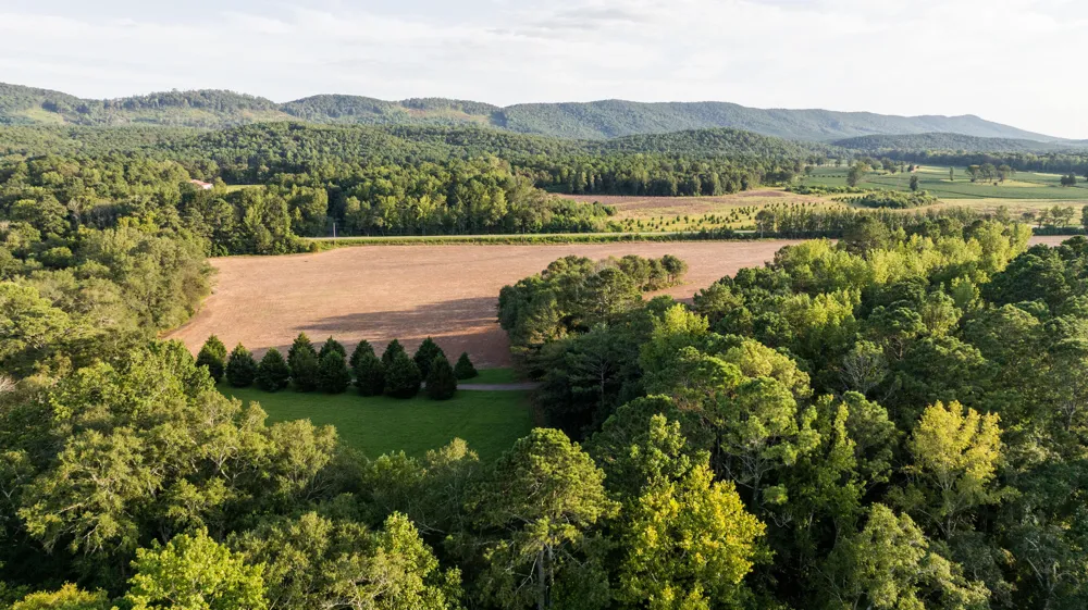 4340 Holland Chattoogaville Road Lyerly, GA 30730