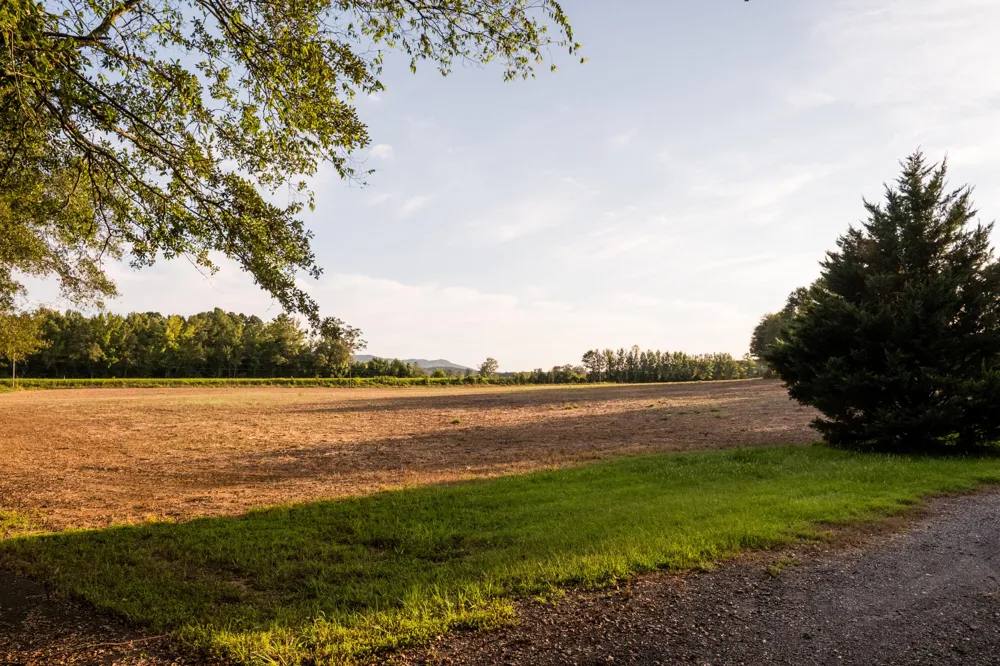4340 Holland Chattoogaville Road Lyerly, GA 30730