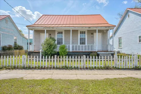 1606 Broad Street