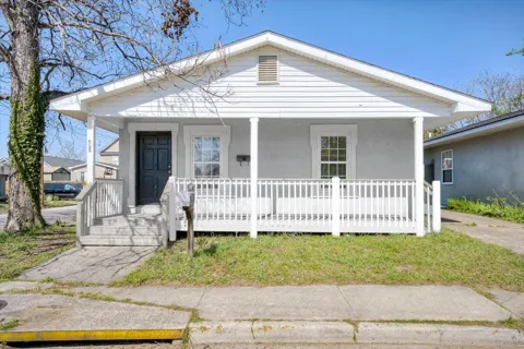953 Hopkins Street