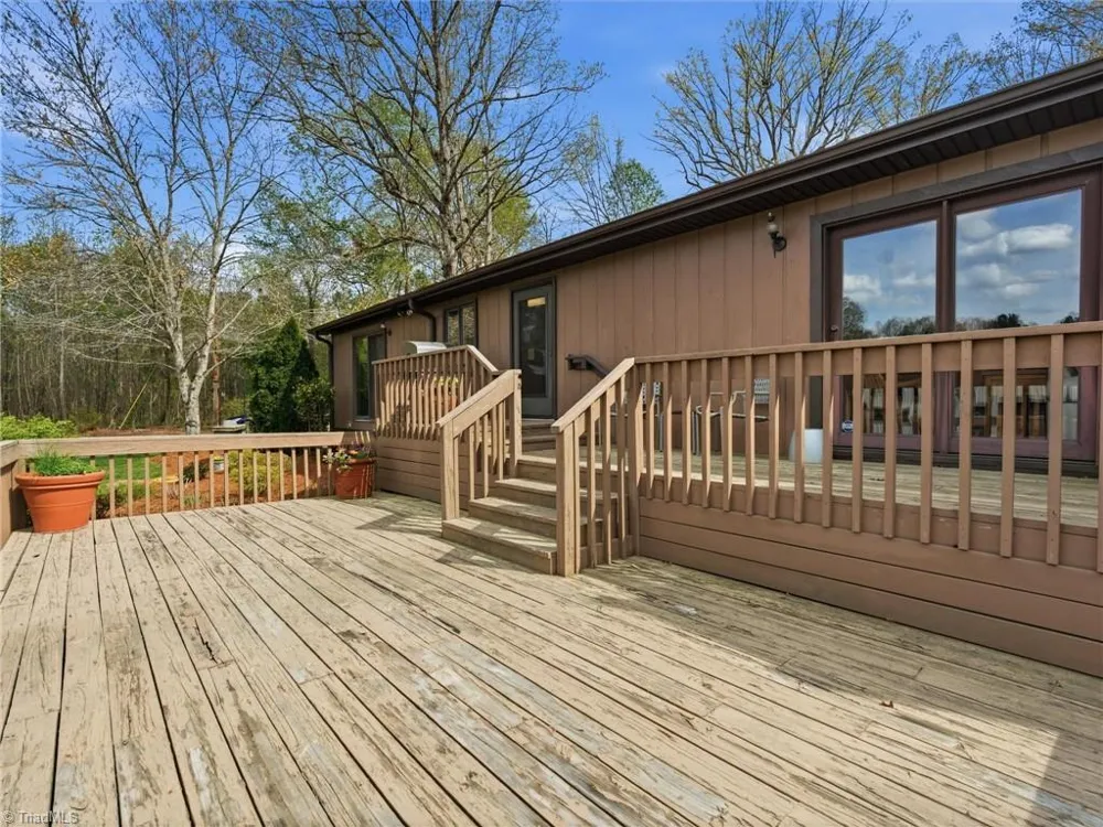 2620 Reeves Island Road Richfield, NC 28137