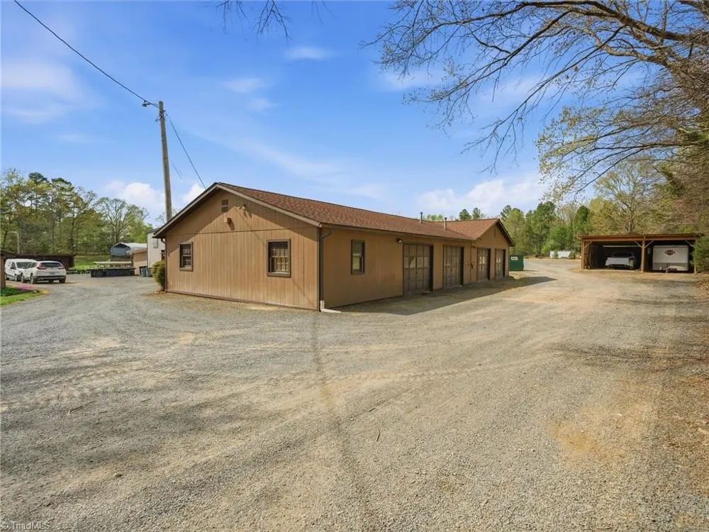 2620 Reeves Island Road Richfield, NC 28137