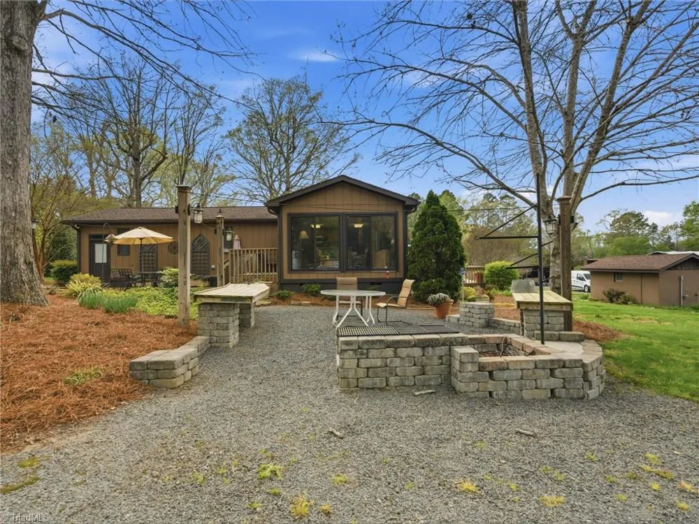 2620 Reeves Island Road Richfield, NC 28137