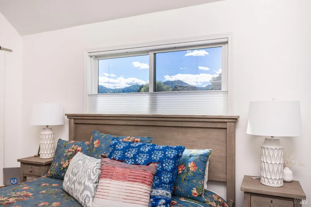 1913 Hopper Way Yountville, CA 94599