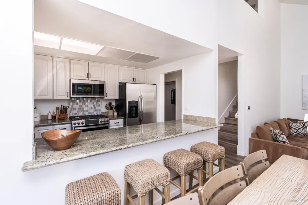 1913 Hopper Way Yountville, CA 94599