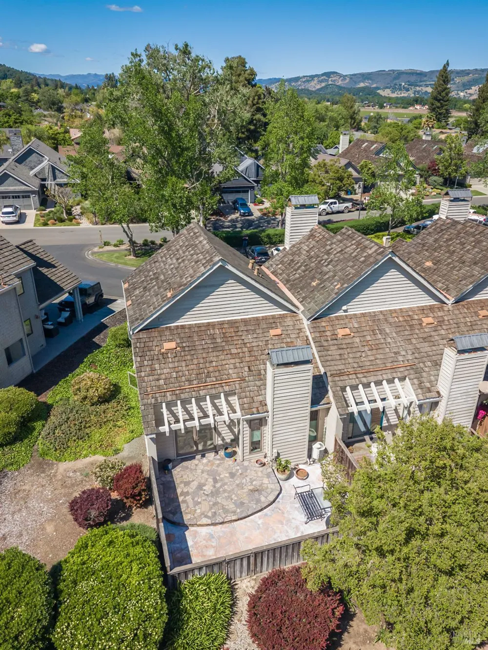 1913 Hopper Way Yountville, CA 94599