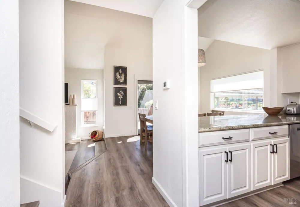 1913 Hopper Way Yountville, CA 94599