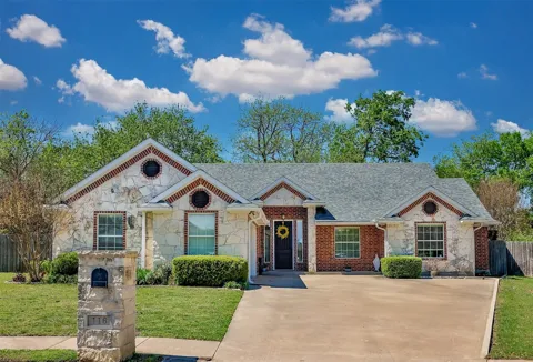 116 Ashlyn Court