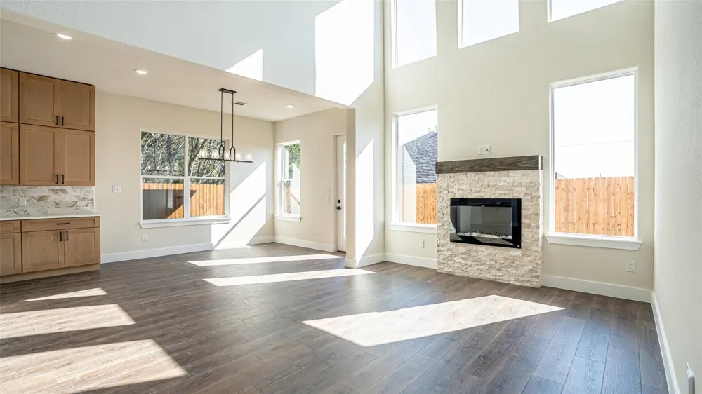 5634 Barkridge & Van Horn Drive Granbury, TX 76048
