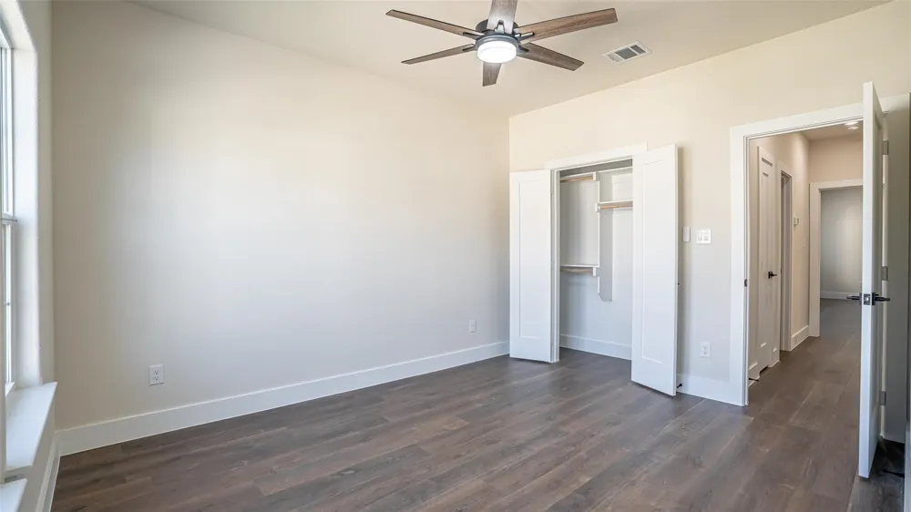 5634 Barkridge & Van Horn Drive Granbury, TX 76048