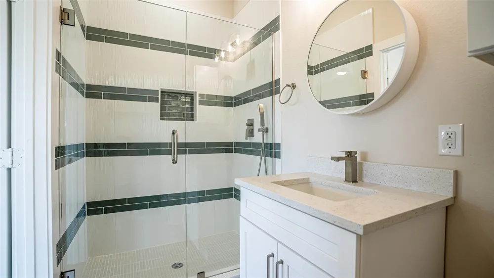 5634 Barkridge & Van Horn Drive Granbury, TX 76048