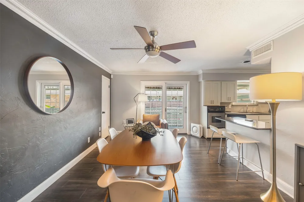 6007 Sandhurst Lane #D Dallas, TX 75206