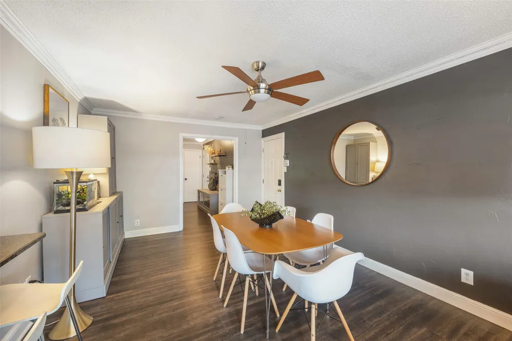 6007 Sandhurst Lane #D Dallas, TX 75206