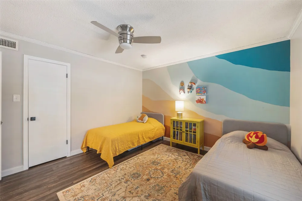 6007 Sandhurst Lane #D Dallas, TX 75206