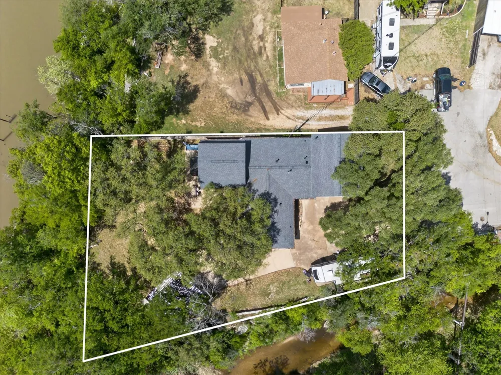 7036 Lotus Trail Lake Worth, TX 76135