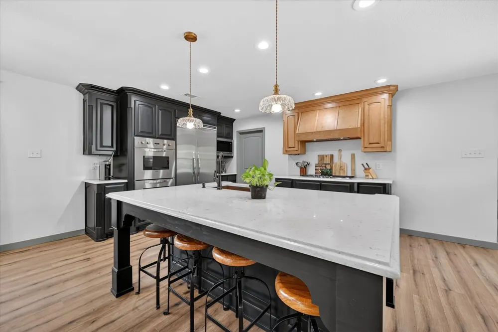 7036 Lotus Trail Lake Worth, TX 76135