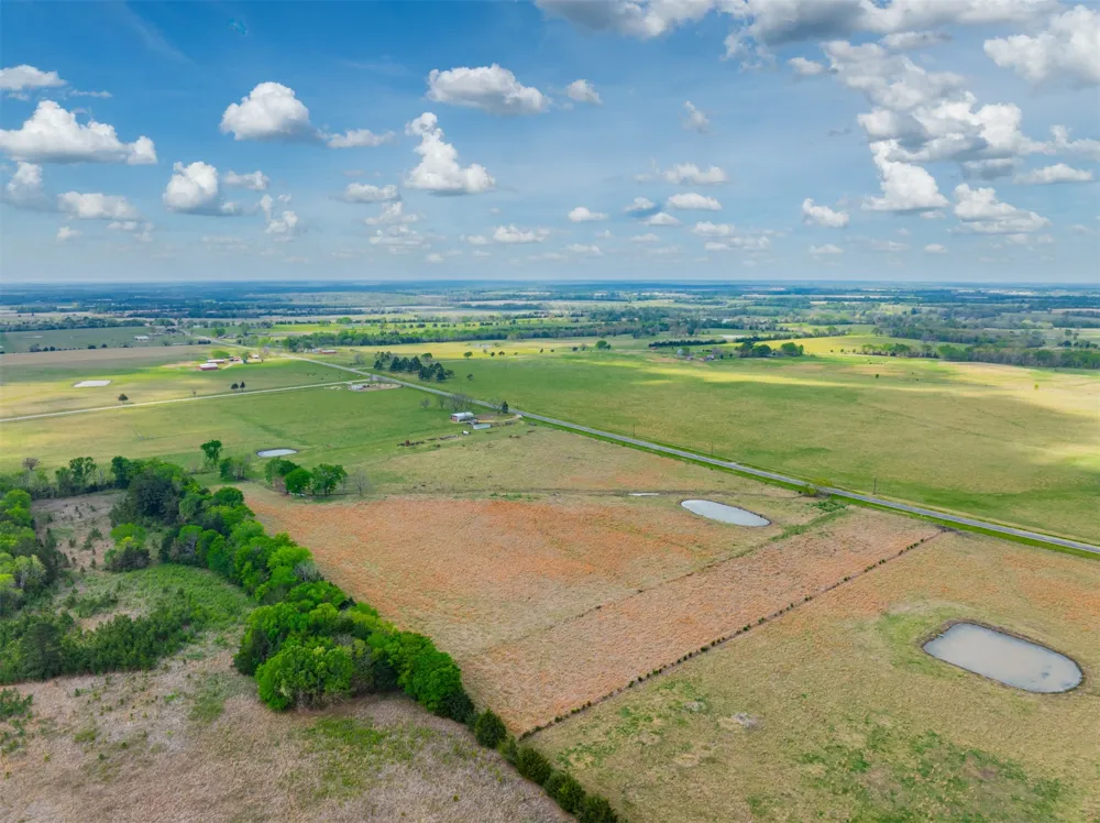 Farm Road 412 Clarksville, TX 75426