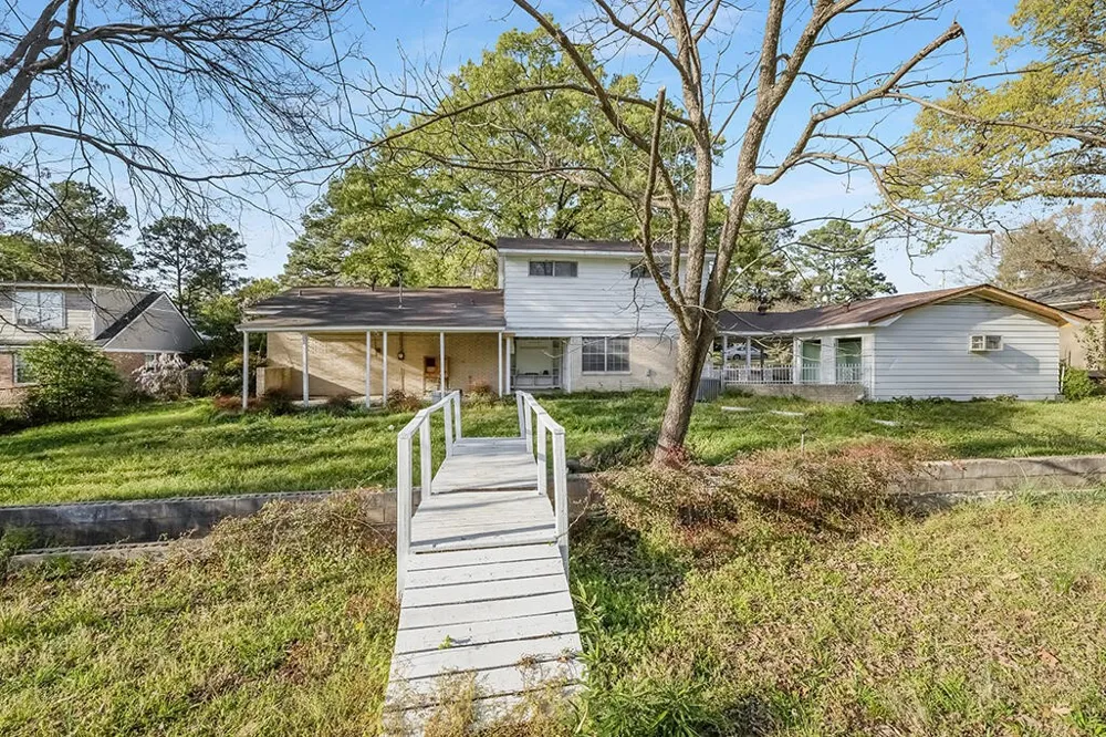 2305 Cherry Hill Road Texarkana, TX 75503